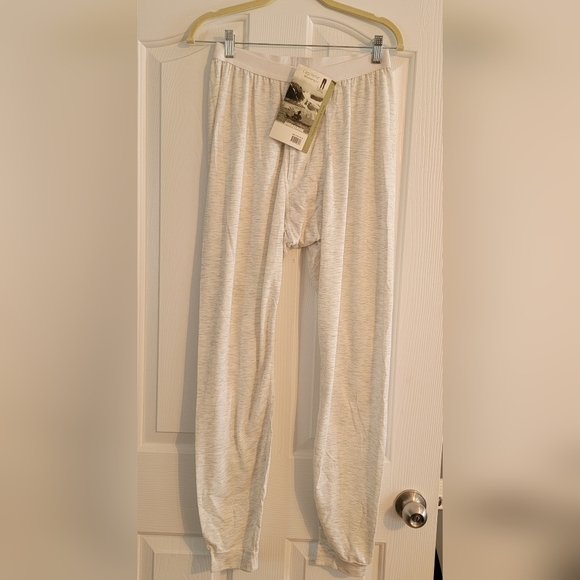 Patagonia Other - Patagonia Capilene midweight bottoms size Large NWT